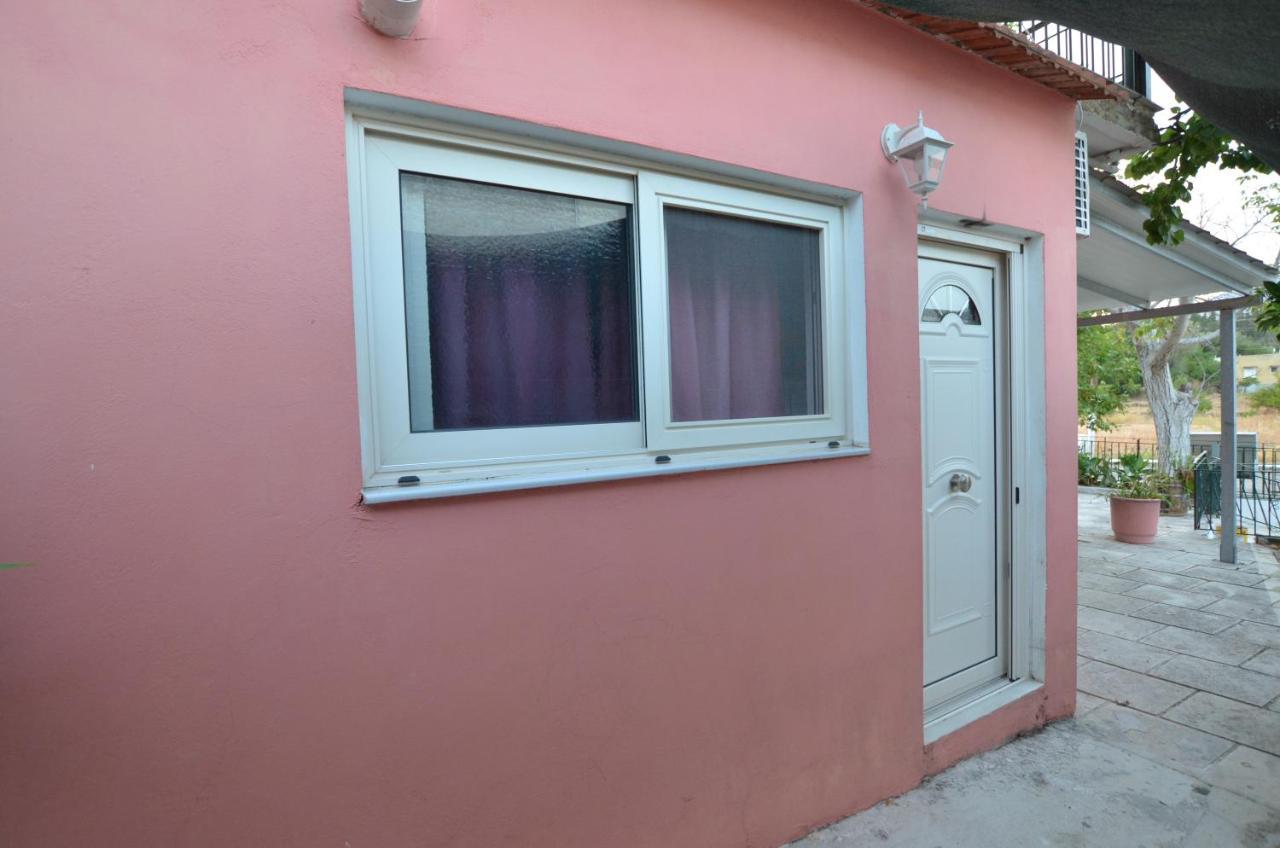 Domenica House Apartment Kondaraina Exterior photo