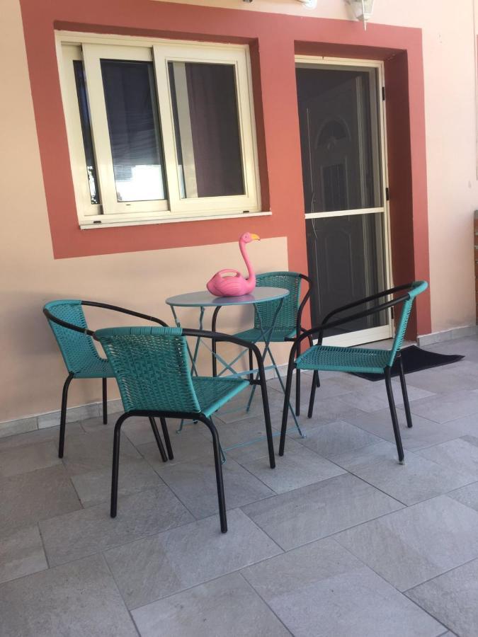 Domenica House Apartment Kondaraina Exterior photo