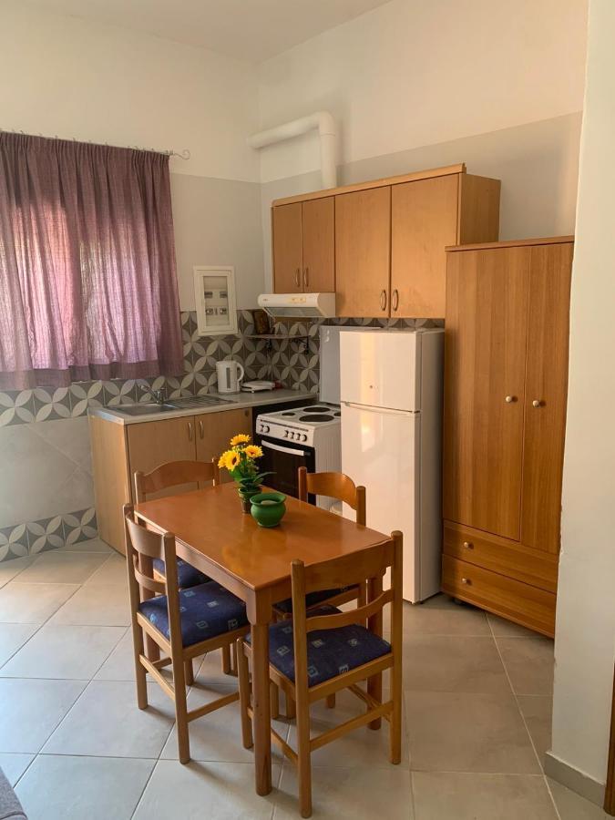 Domenica House Apartment Kondaraina Exterior photo
